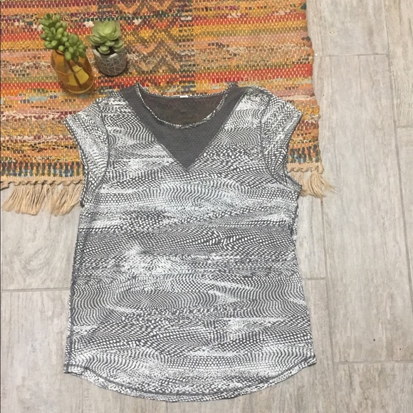 For The Run Short Sleeve - Picture 2 of 7